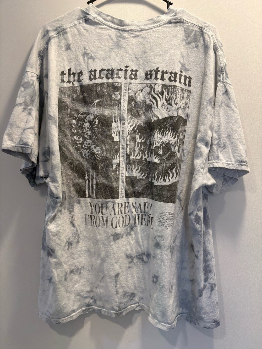 The Acacia Strain 2XL Authentic Venue Tee.
